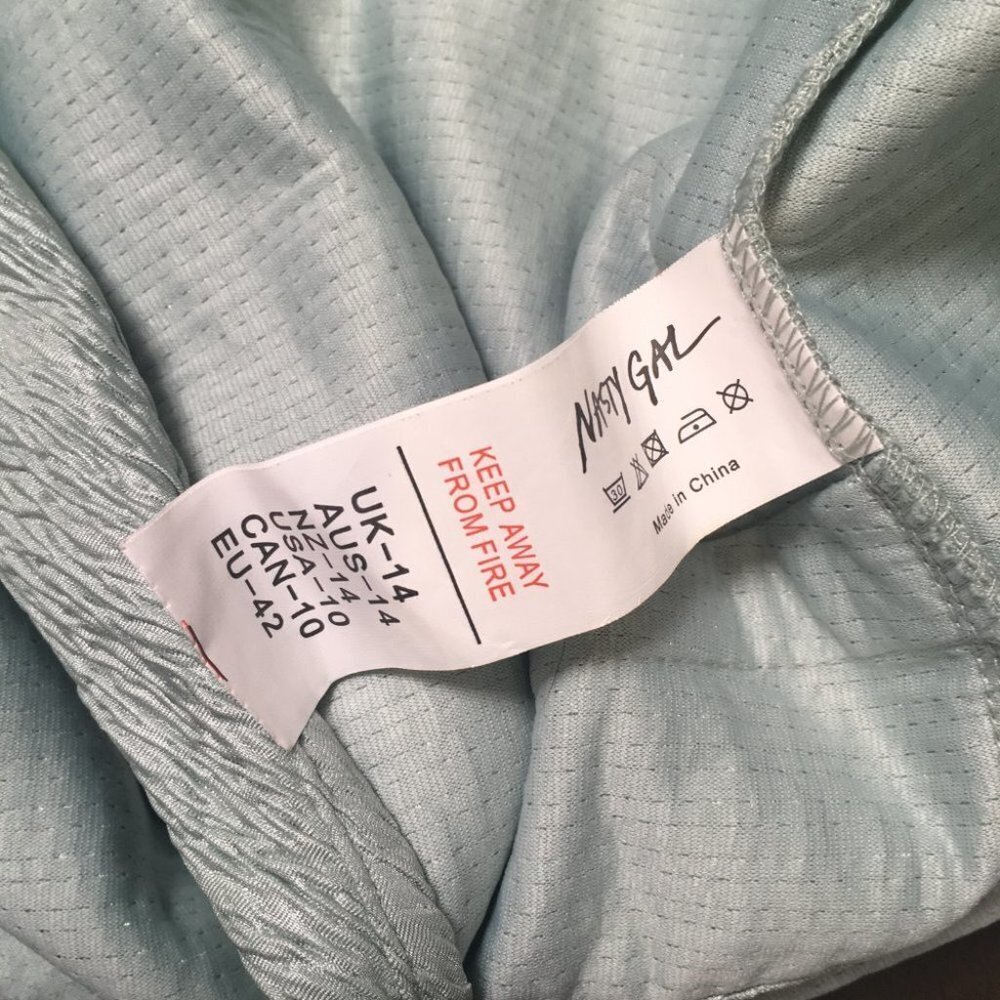 Nasty Gal Collection Small Mint color Plisse Tie Front Top Size 14 - Picture 11 of 11